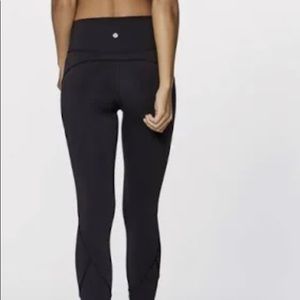 LuluLemon - In Movement Everlux 7/8 Tight